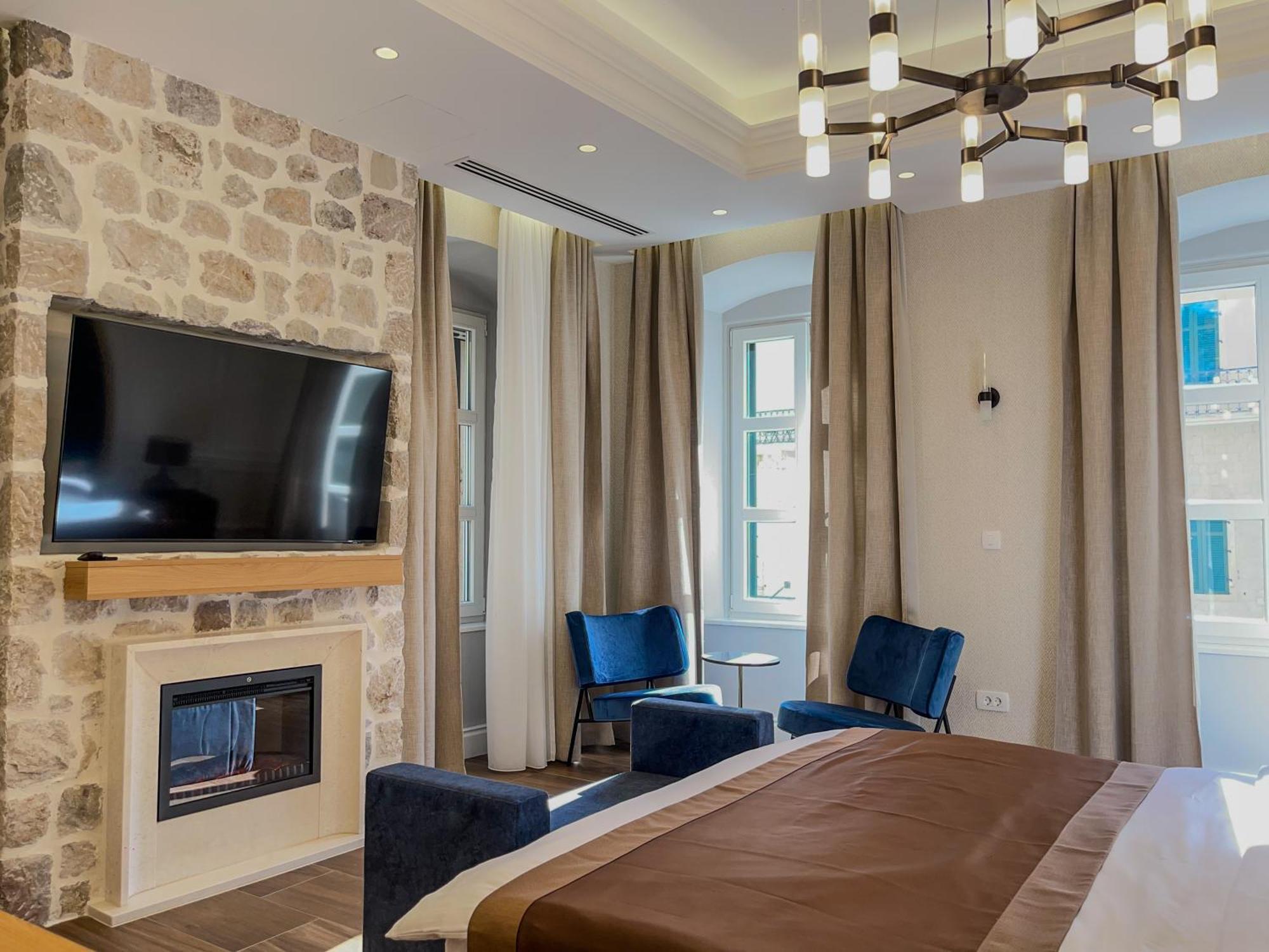 Hive Luxury Suites By Mn Property Κότορ Εξωτερικό φωτογραφία
